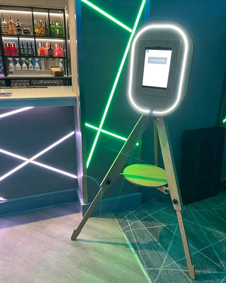 our oval shaped selfie pod